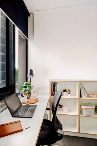 Single Bedroom – 4 Share Apartment - Photo 2