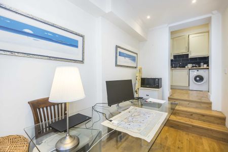 Price £2,600 pcm - Available 10/11/2025 - Furnished - Photo 3