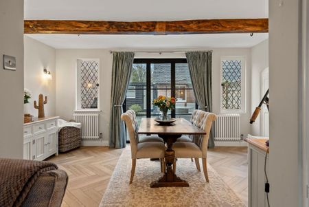 3 bedroom semi-detached house to rent - Photo 4