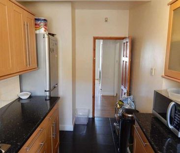 Alma Road, Southall, UB1 - Photo 2