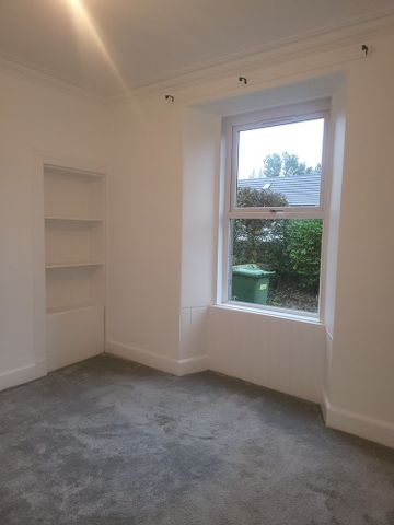 Property to let in Dundee - Photo 3