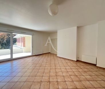 Location Appartement 3 pièces 73m² - Photo 3