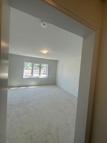 For Lease - 41 Canvas Crescent, Welland, Ontario - Photo 3