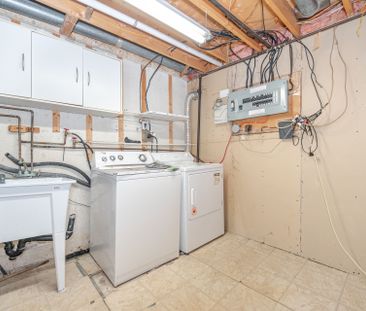 For Lease - 122 Moregate Crescent, Brampton, Ontario - Photo 1