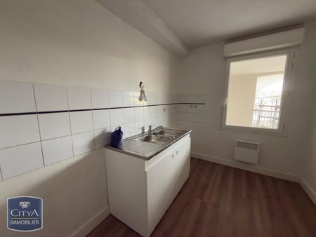 Location Appartement 3 pièces 66m² BRIVE LA GAILLARDE 19100 - Photo 3