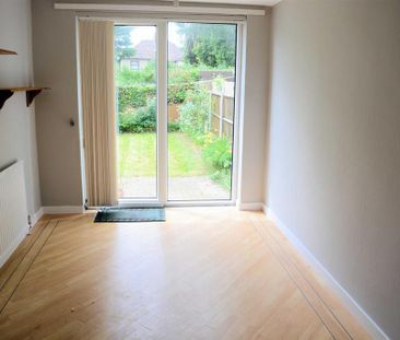 3 bedroom semi-detached bungalow to rent - Photo 1