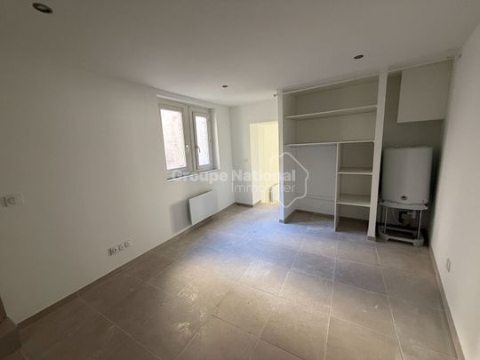 NIMES - ECUSSON, - Photo 1