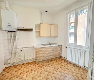 Location Appartement 3 pièces 56m² MONTAUBAN 82000 - Photo 2