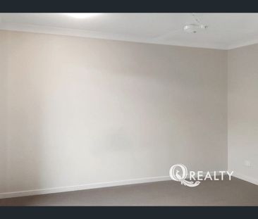 2/4 Burchill Street, Loganlea, Qld 4131 - Photo 5