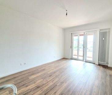 Novazzano 4,5 rooms with parking - Photo 5