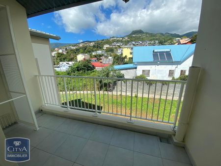 Location Appartement 3 pièces 95m² STE CLOTILDE 97490 - Photo 5