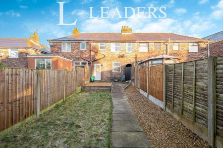 2 bedroom terraced house to rent - Photo 4