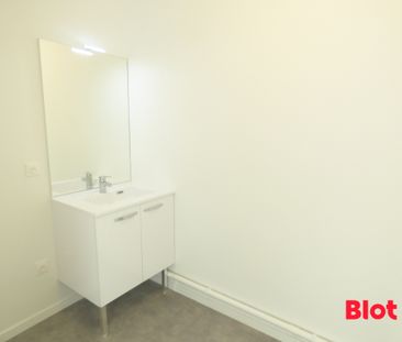 Location Appartement 2 pièces 42m² VANNES 56000 - Photo 4