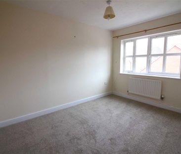 Kings Drive Stoke Gifford - 3 bedrooms Property for lettings - Chas... - Photo 2