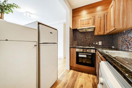 1 bedroom flat to rent - Photo 4