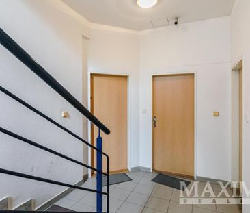 Pronájem bytu 1+kk 37 m2 - Фото 3