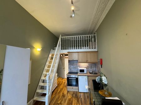 Studio Flat, St. Stephens Gardens, W2 - Photo 4