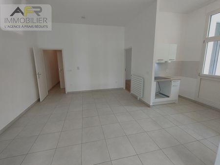 Location Appartement 2 pièces 48m² - Photo 2