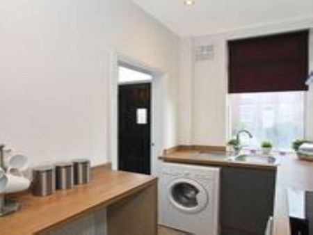 Barras Place (room 4), Armley, Leeds - Photo 5