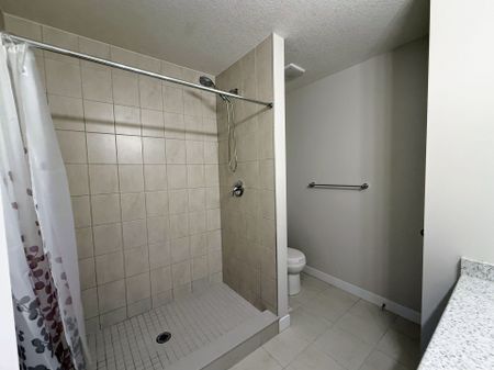 For Lease - 71 Wilkinson Avenue, Cambridge, Ontario - Photo 3