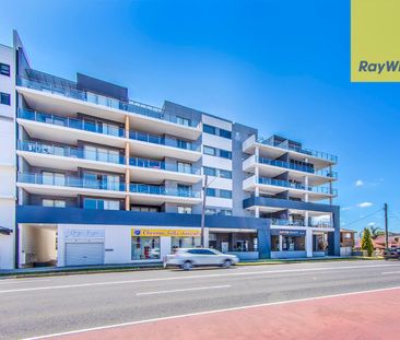 MODERN TWO BEDROOM APARTMENT IN PRIME LOCATION WITH GARDEN ASPECT - Photo 6