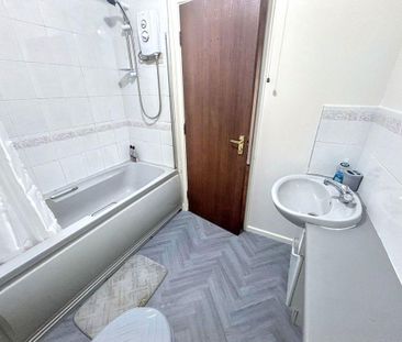 Kielder Close, Killingworth, Newcastle upon Tyne, Tyne and Wear, NE... - Photo 3