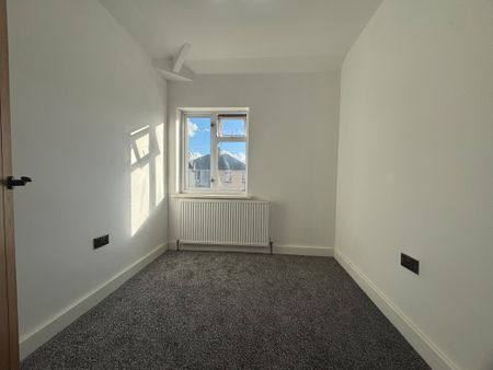 Hampton Road, Foleshill - Photo 2