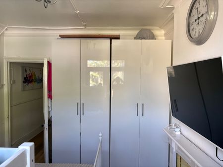 1 Bed Flat, Cunningham Park, HA1 - Photo 3