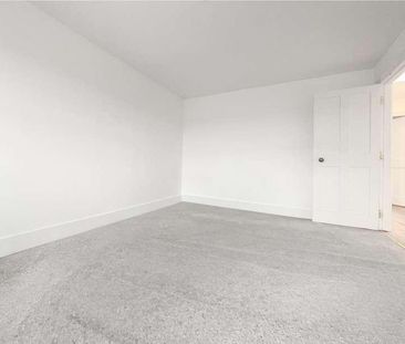 Wellington Square, Hastings, TN34 - Photo 5