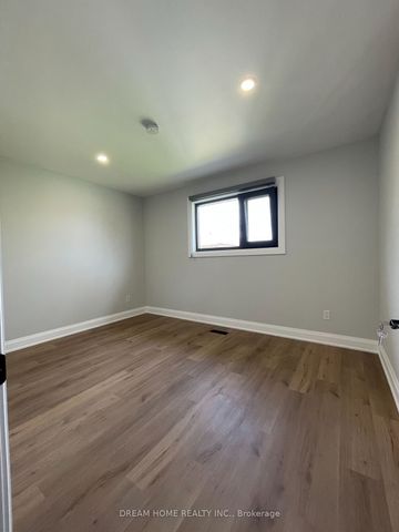 For Lease - 49 Ladner Drive Unit# Unit 2, Toronto, Ontario - Photo 4