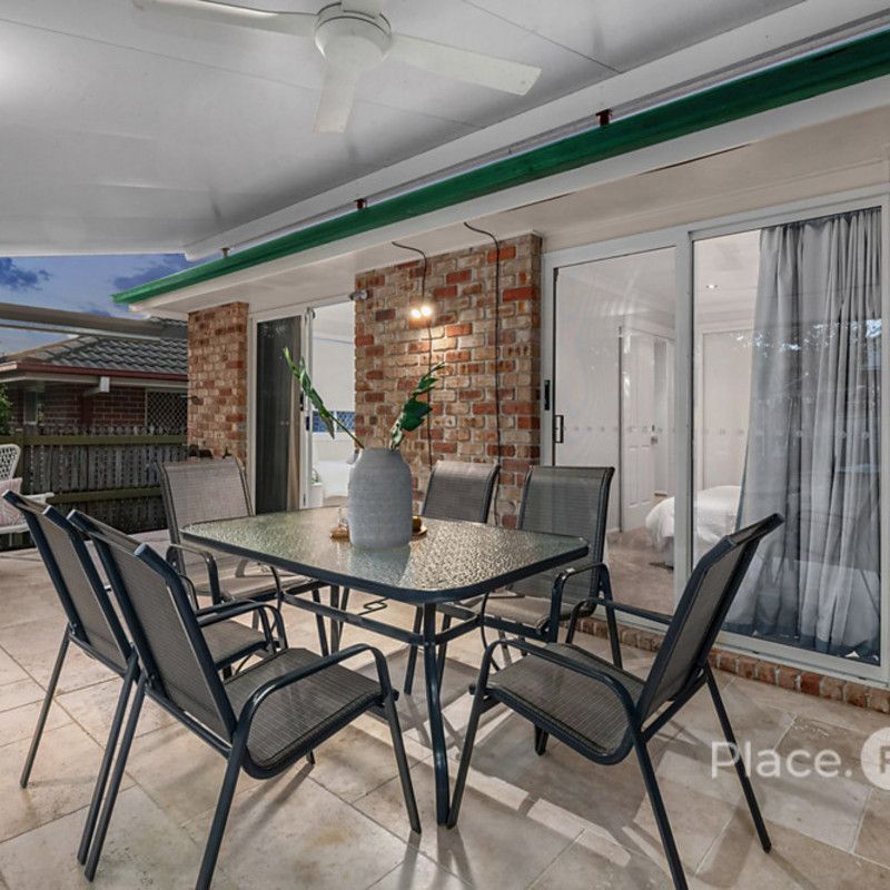 55 Akala Street, Camp Hill QLD 4152 - House For Rent | Domain - Photo 1