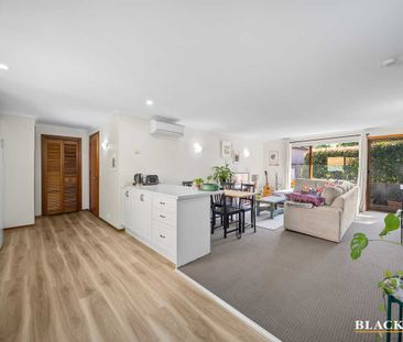SINGLE LEVEL TOWNHOUSE - Photo 1