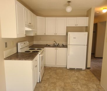 Pet Friendly 2 Bedroom, 1 Bathroom Apartment - Photo 6