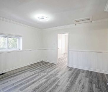 For Lease - 4 Adamson Street, Halton Hills, Ontario - Photo 6