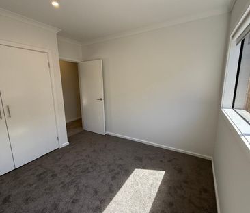 BRAND NEW 4 BEDROOM HOME! - Photo 4