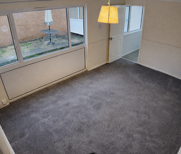 3 bedroom terraced house to rent - Photo 5