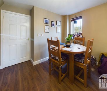 2 bedroom semi-detached house to rent - Photo 4