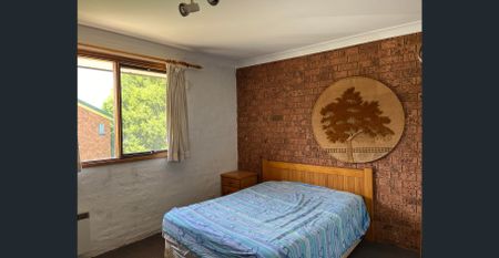 52-week lease - Photo 5