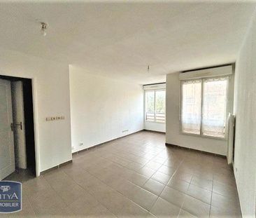 Location Appartement 3 pièces 54m² LA SEYNE SUR MER 83500 - Photo 5