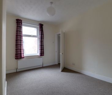 Knighton Fields Road West, Leicester - Photo 1