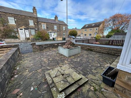 2 bedroom terraced house to rent - Photo 4