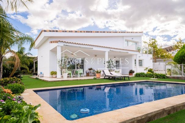 4 room luxury House for rent in Bétera, Valencia - Photo 1