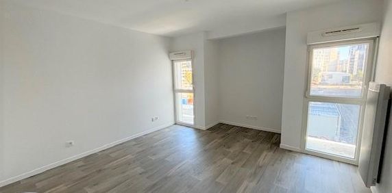 Location Appartement 1 pièce 25m² NANTES 44000 - Photo 2