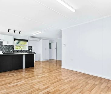 Comfortable 3-Bedroom Home in Convenient Location. - Photo 5