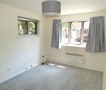 1 bedroom terraced house to rent - Photo 3