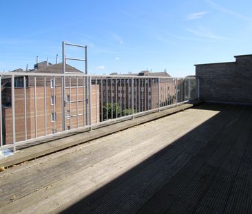 Dakappartement met groot zuid-terras en zicht op het Rivierenhof te... - Photo 3