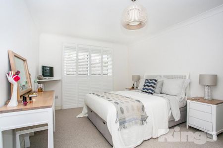 2 bedroom flat to rent - Photo 4