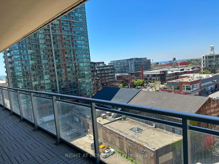 Vibe at Liberty Village Lofts , #806 - Photo 5