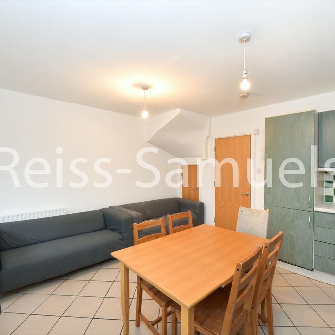 5 bedroom terraced house to rent - Photo 1