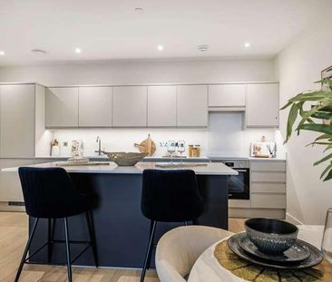 Chertsey, Surrey, KT16 - Photo 5